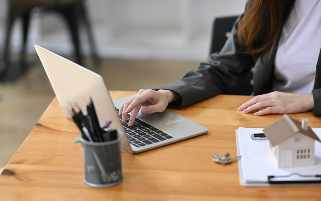Working With a Property Purchase Consultant Before the New Year