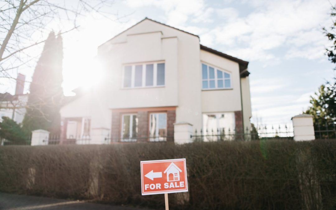 Common UK House Buying Mistakes When You Have No Local Support