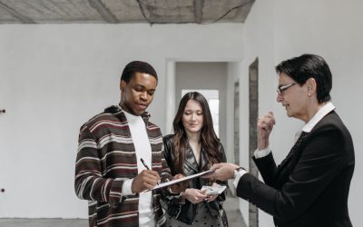 Balancing Emotion and Logic When Choosing a UK Home